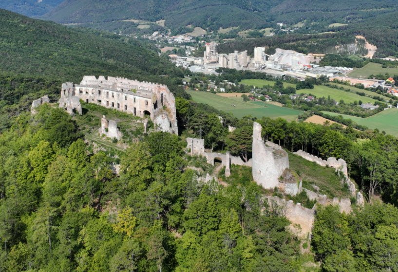 Burgruine Starhemberg, Markt Piesting, Austria